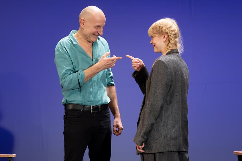 2025. november 21. - Lesz, ami lesz