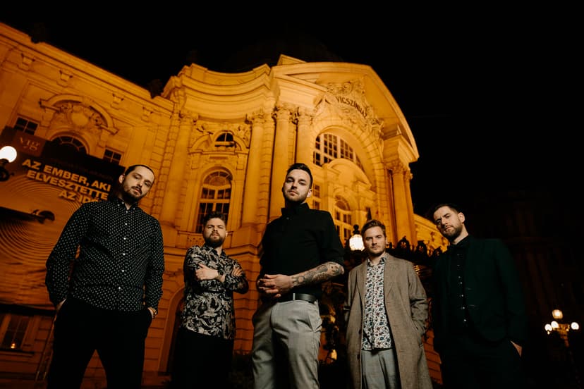 AWS // MADÁCH 2.0 // VÍGSZÍNHÁZ