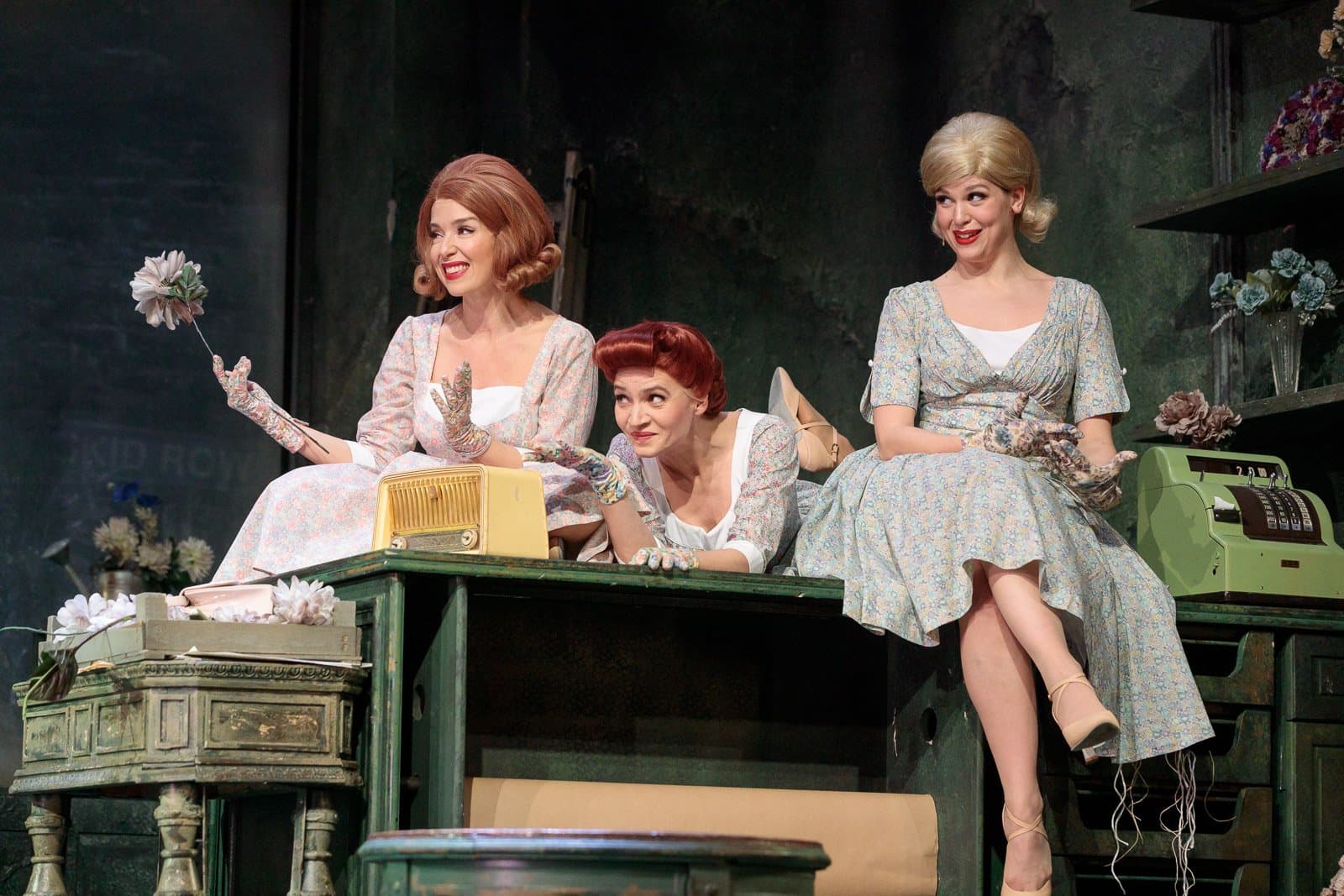 remsegek_kicsiny_boltja_ea01__domolky_WEB_011