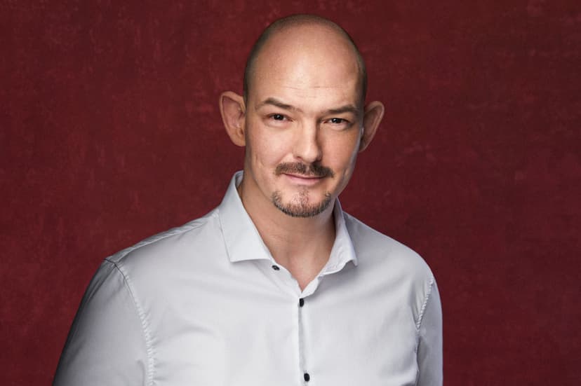 Orosz Ákos