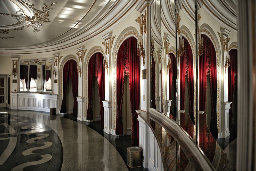 vigszinhaz_ratonyigabor_2022__36_3_rb_1000x800